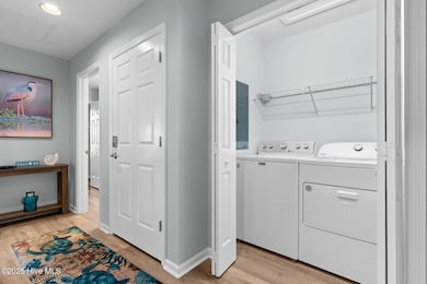 laundry and foyer main unit