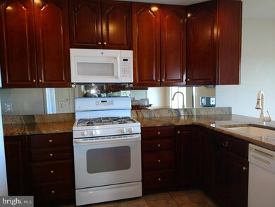 210 Pointe Way unit B, Havre de Grace, MD 21078 - photo 3