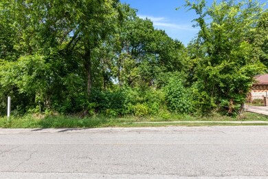 8466 De Priest St, Houston, TX 77088 - photo 3