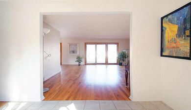 foyer-into-livingroom-x - Copy