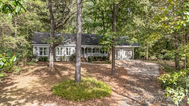 15133 Torrence Branch Rd, Charlotte, NC 28278 - photo 4