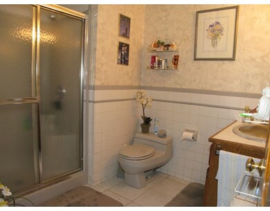 727 Mohawk Rd, Somerset, MA 02726 - photo 7