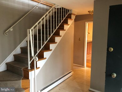 1132 Neal Dr, Alexandria, VA 22308 - photo 5