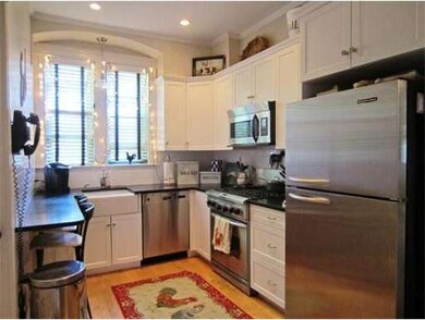 7 Waban St unit 1, Wellesley, MA 02482 - photo 3