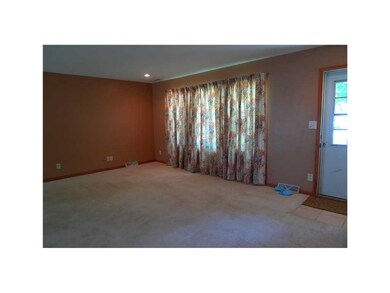 Living Room-L1.