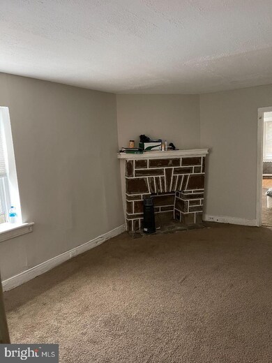 370 Avon Rd, Upper Darby, PA 19082 - photo 2