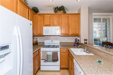 44990 Hawthorn St, Temecula, CA 92592 - photo 7