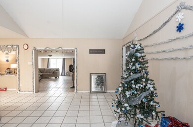 10219 Kirkhill Dr, Houston, TX 77089 - photo 2