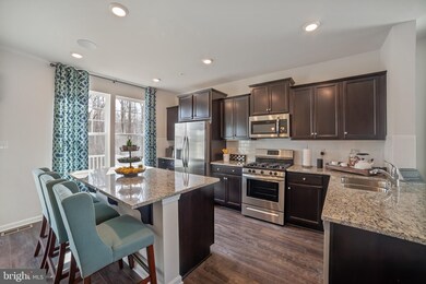 7912 Patterson Way, Hanover, MD 21076 - photo 3