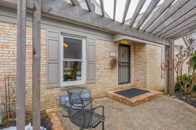 1 entry exterior