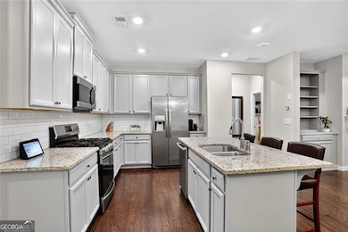 2710 Laurel Gate Ln, Cumming, GA 30040 - photo 2