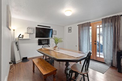 10-web-or-mls-210-hansen-dr