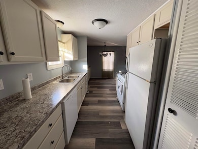 10304 Baker Dr, Clio, MI 48420 - photo 3