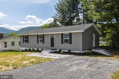 105 Massanutten St, Edinburg, VA 22824 - photo 4