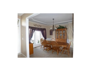 Formal dining room large enough for any table, chi