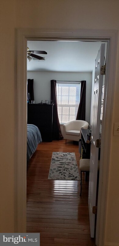 21048 Sojourn Ct, Germantown, MD 20876 - photo 5