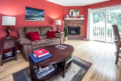 09_Living Room