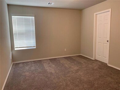 1903 Oak Tree Ct, Shawnee, OK 74804 - photo 7