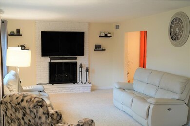 52981 Camellia Dr, South Bend, IN 46637 - photo 3