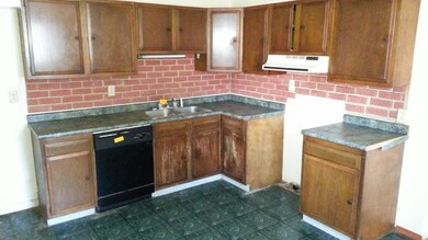 5432 Cove Ave, Columbus, OH 43232 - photo 2