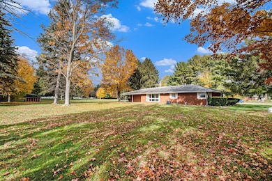 570 Invicta Dr. Backyard