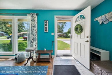 5612-Coral-Way-Haslett-MI-48840-WindowSt