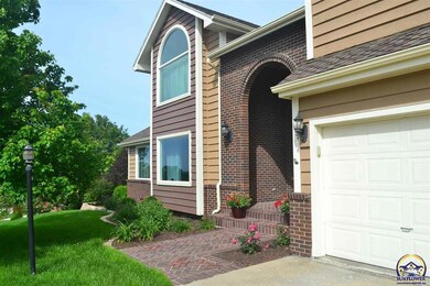 3724 SW Cobblestone Place, Topeka, KS 66610 - photo 5