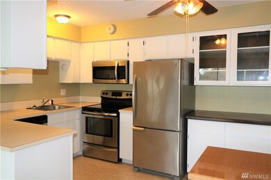 2005 Tibbetts Dr unit 206, Longview, WA 98632 - photo 4