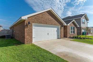 2-web-or-mls-1048 Limpkin St Exterior-3