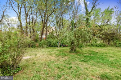 30 E Taylor Run Pkwy, Alexandria, VA 22314 - photo 5