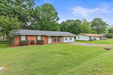 03-208 NW 4th St