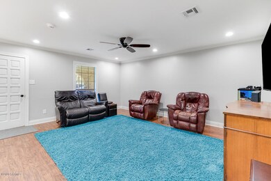 120 Roxanne Dr, Youngsville, LA 70592 - photo 5