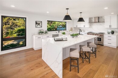 7035 W Mercer Way, Mercer Island, WA 98040 - photo 4