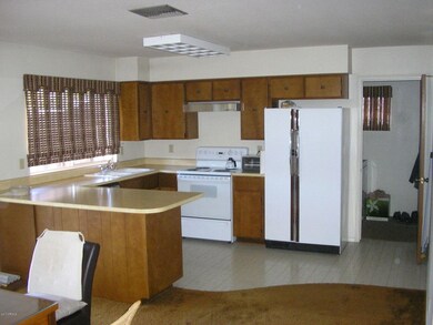 Kitchen (1)