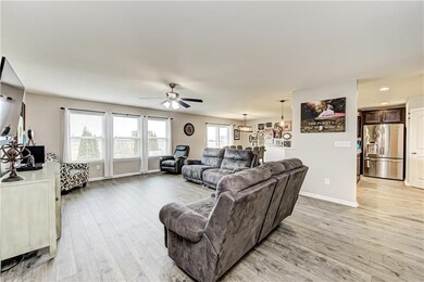 5655 Augusta Woods Dr, Plainfield, IN 46168 - photo 3