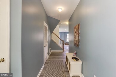 10141 Pale Rose Loop, Bristow, VA 20136 - photo 4