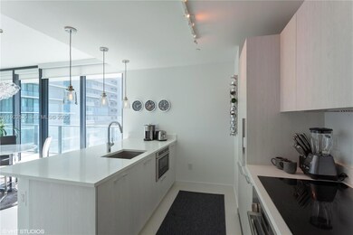 501 NE 31st St unit 2406, Miami, FL 33137 - photo 6