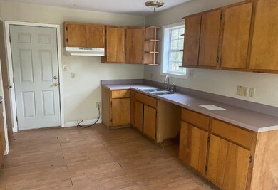 179 Shady Grove Loop, Lufkin, OK 74904 - photo 6