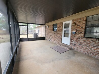 104 Marginal St, Sylvester, GA 31791 - photo 7