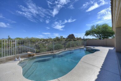 023_Pool View