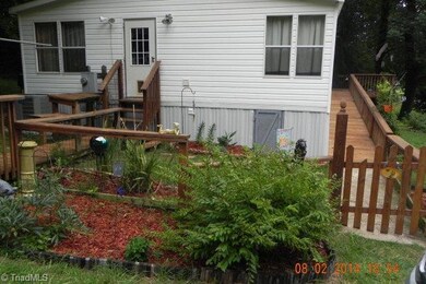 300 C C Hayes Rd, Purlear, NC 28665 - photo 7