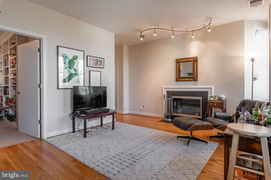 1317 Rhode Island Ave NW unit 406, Washington, DC 20005 - photo 6