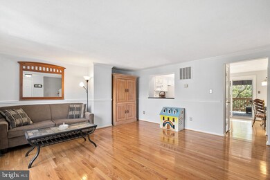 13953 Winding Ridge Ln, Centreville, VA 20121 - photo 4