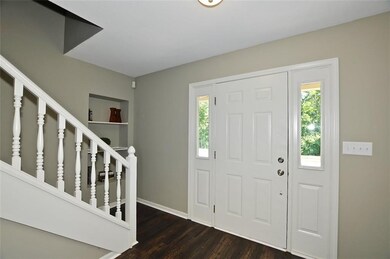 1047 Charnwood Pkwy, Beech Grove, IN 46107 - photo 5