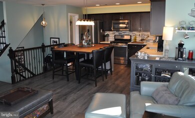 3003 Cloverdale Ave, Pennsburg, PA 18073 - photo 5