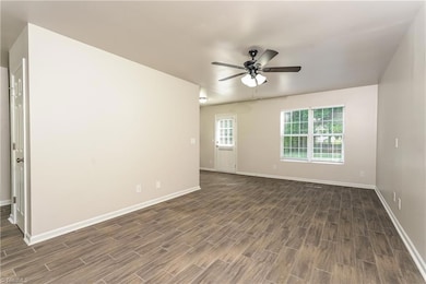 1209 Maury Ln, Greensboro, NC 27401 - photo 5