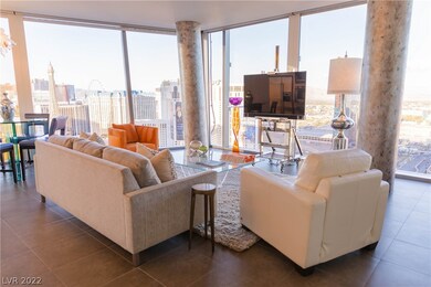 Corner unit great room facing North, East, and vie