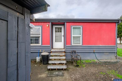 14822 Jefferson Highway 99e SE unit 18, Jefferson, OR 97352 - photo 2