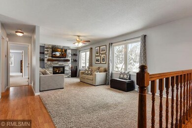 Spacious bright & open, exploding with natural day
