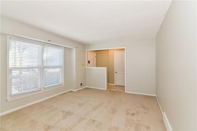 506 N Jefferson St, Raymore, MO 64083 - photo 6